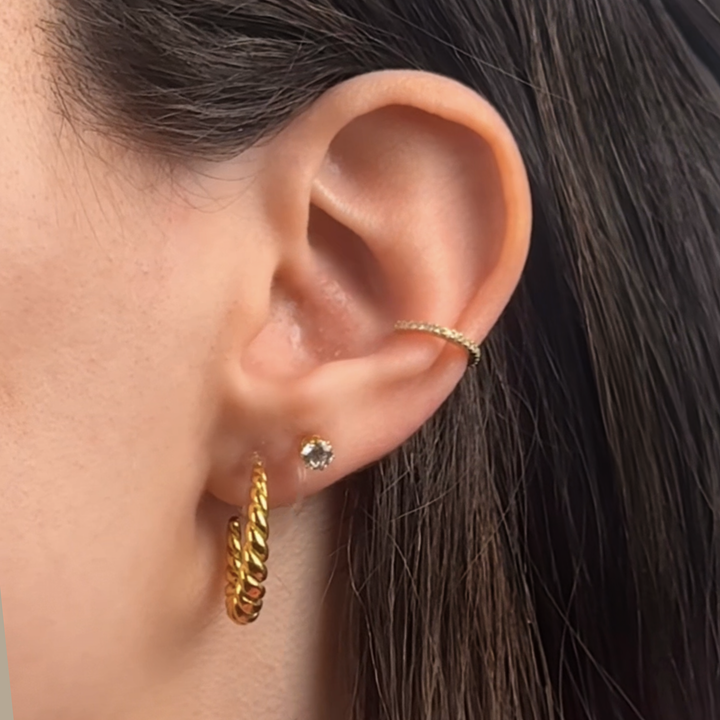 SMALL RHINESTONE STUD CLIP-ON EARRINGS IN GOLD