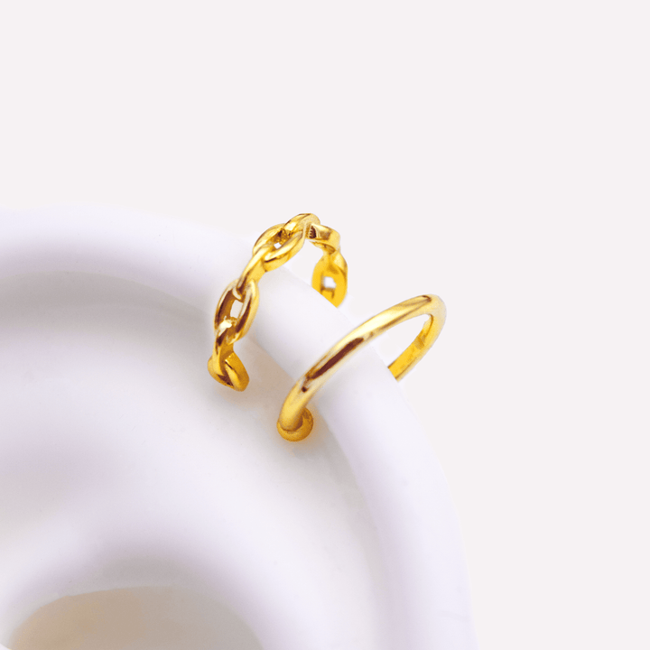 Adjustable and comfortable plain ear cuff in gold and chain ear cuff in gold