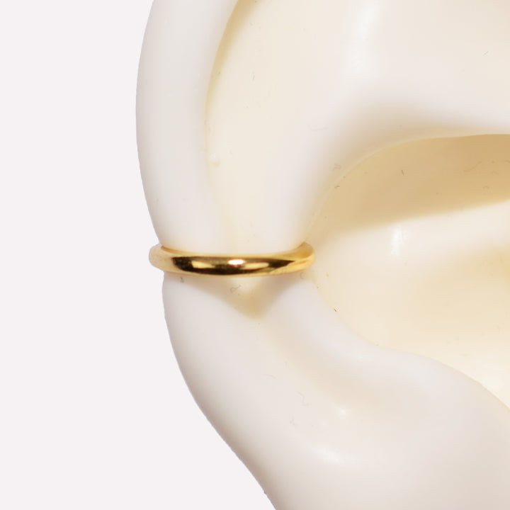SIMPLE EAR CUFF CLIP-ON EARRINGS IN GOLD