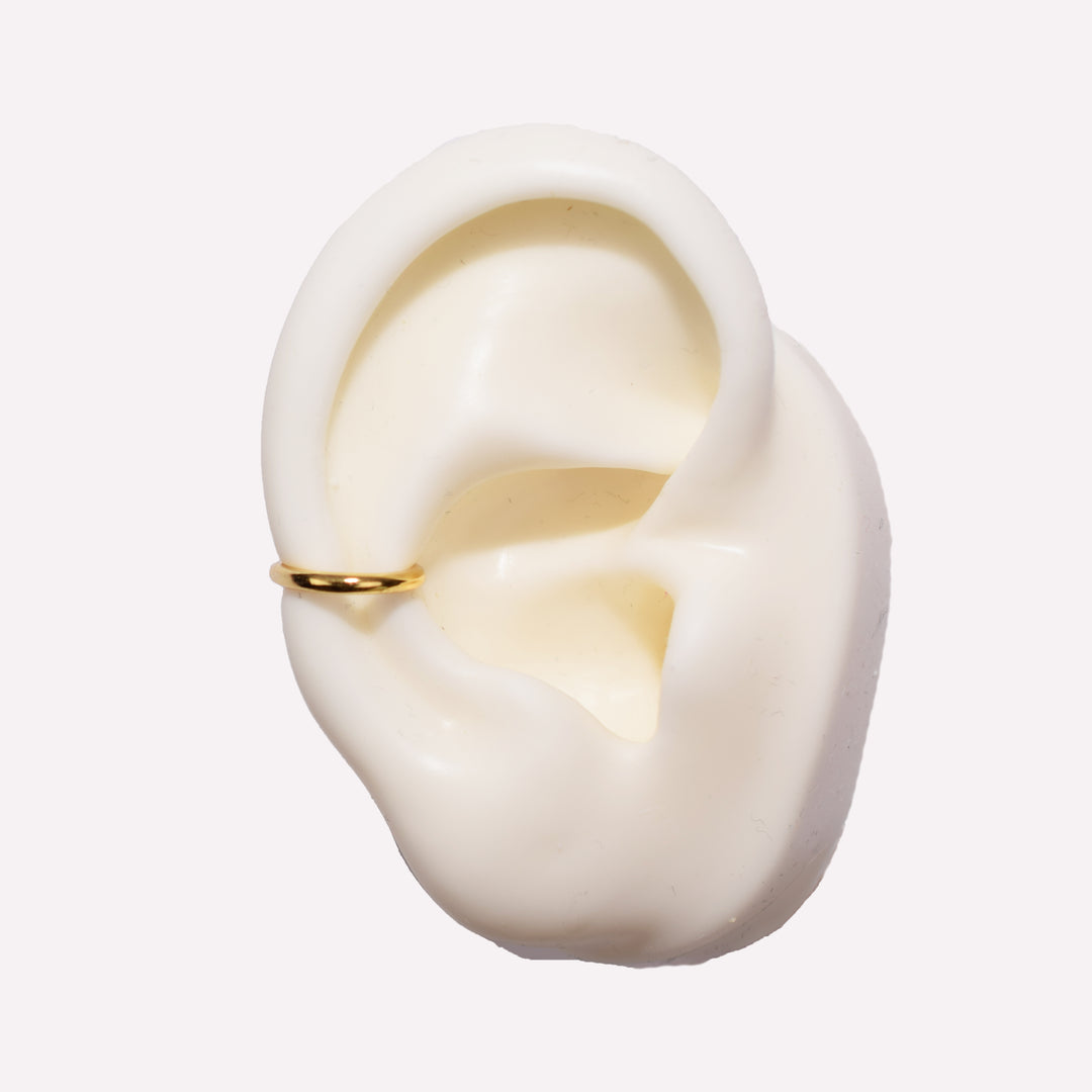 SIMPLE EAR CUFF CLIP-ON EARRINGS IN GOLD